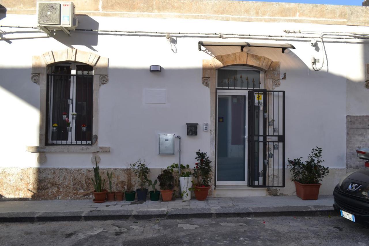 سيراكوزا Regina Lucia Casa Vacanze المظهر الخارجي الصورة
