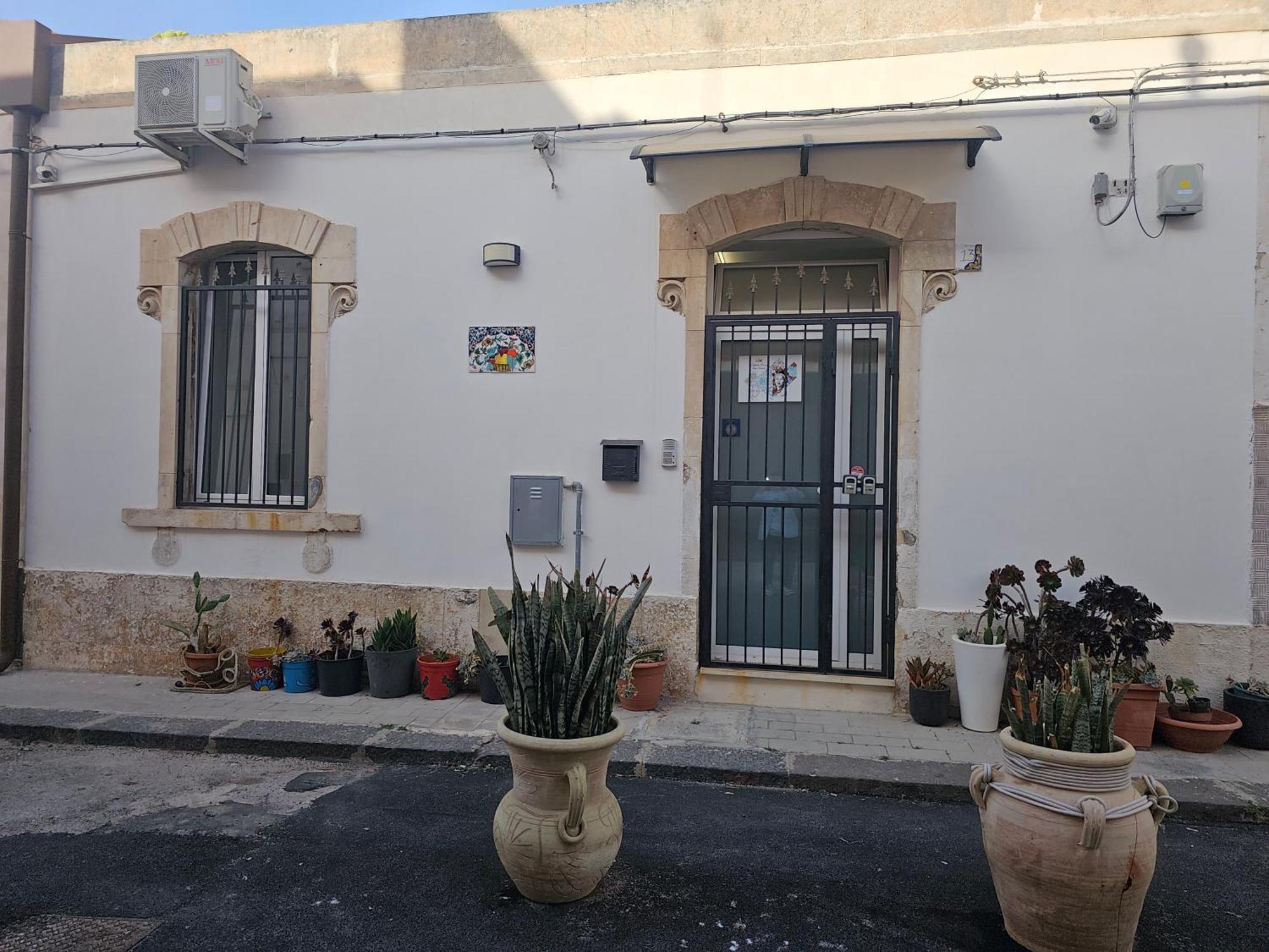 سيراكوزا Regina Lucia Casa Vacanze المظهر الخارجي الصورة